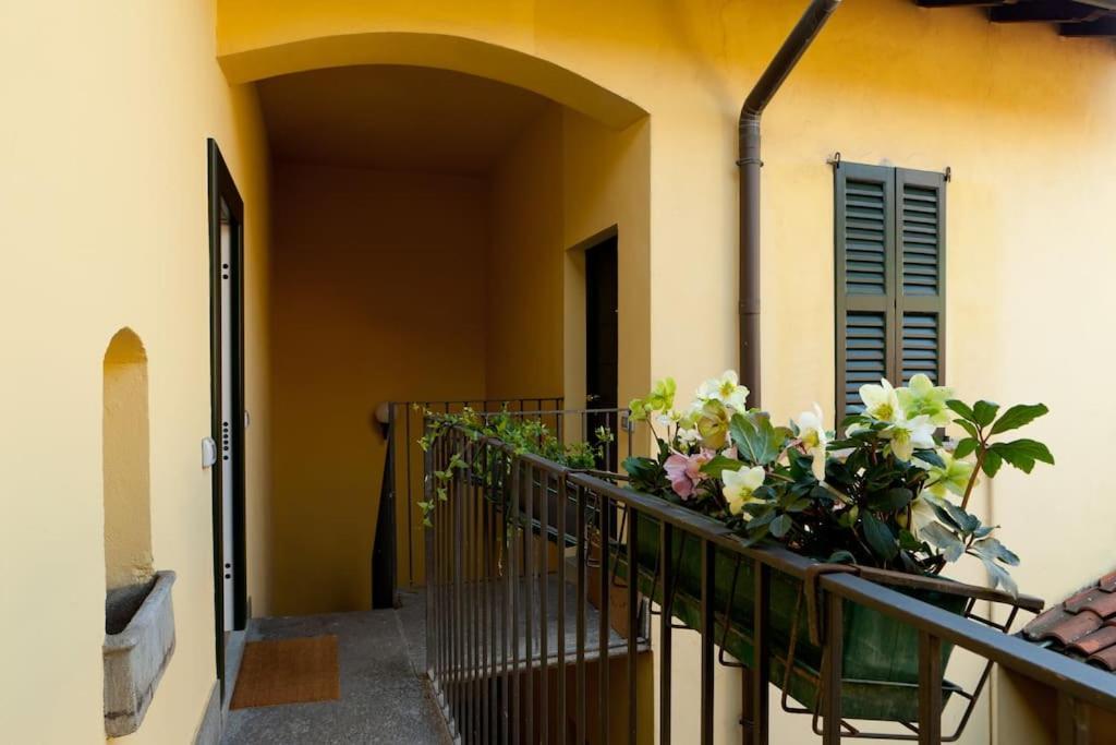 Lovely Flat With Park View Milano Eksteriør billede