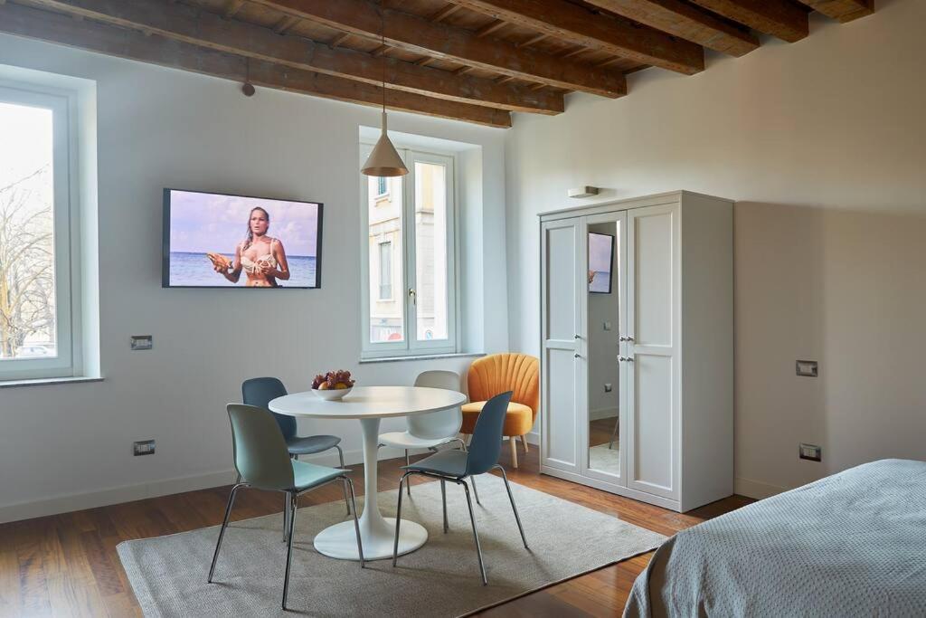 Lovely Flat With Park View Milano Eksteriør billede