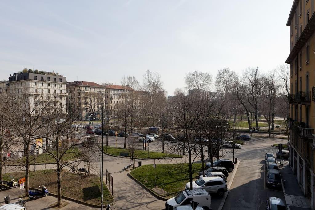 Lovely Flat With Park View Milano Eksteriør billede